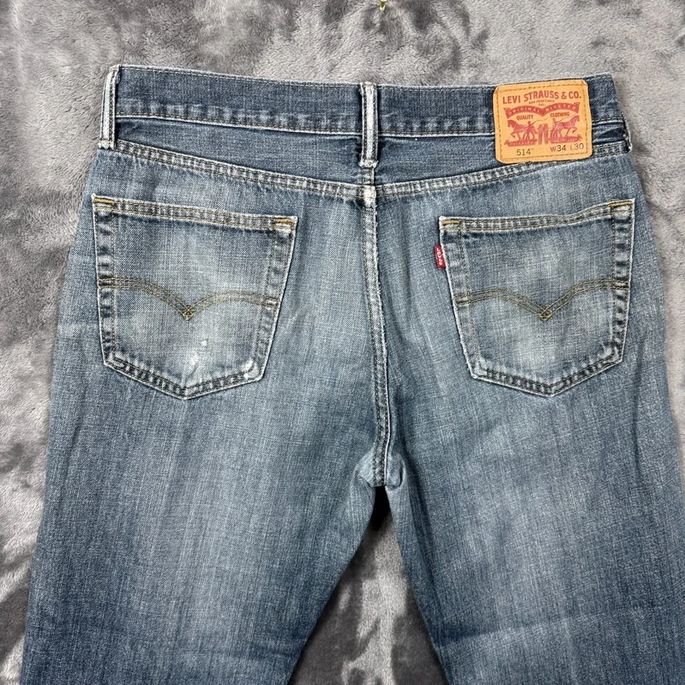 Levis 514 Straight Leg Jeans Mens 34x30 Blue Distressed Frayed Denim Pants